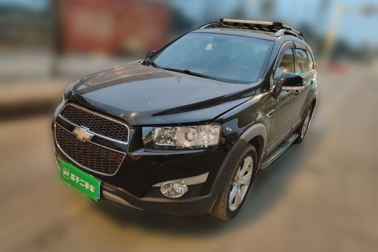 Used Chevrolet Captiva 2012 2.4L 4x4 Flagship Edition 7 Seats