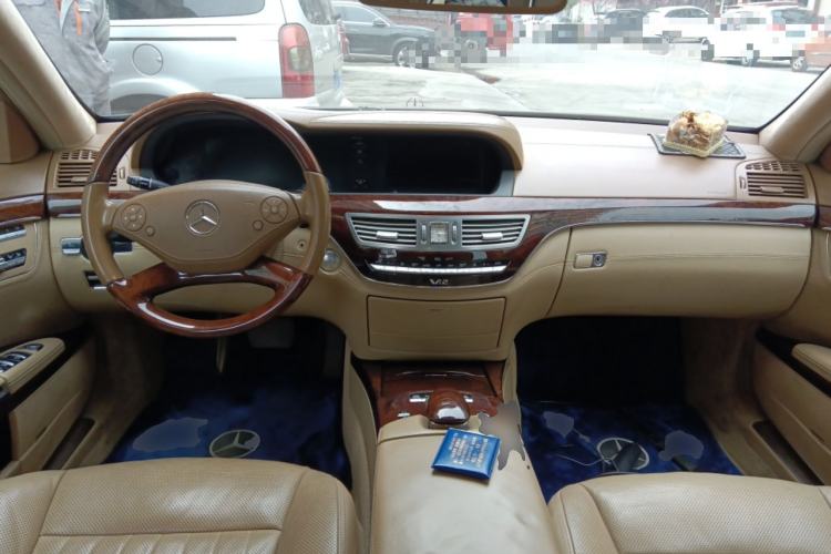 Used Mercedes-Benz S-Class 2010 S 600 L Center Console