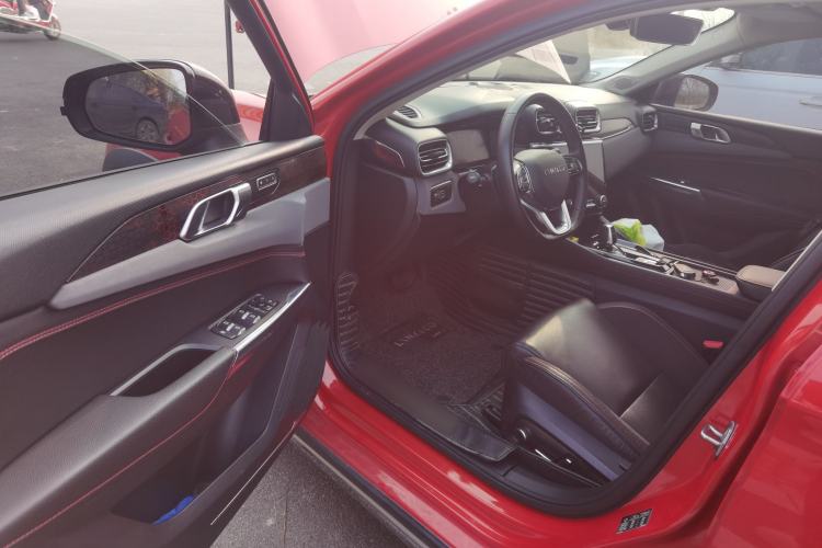 Used Lynk & Co 02 2019 High-Energy Edition 2.0T Automatic Two-Wheel Drive Pro Version China VI Standard