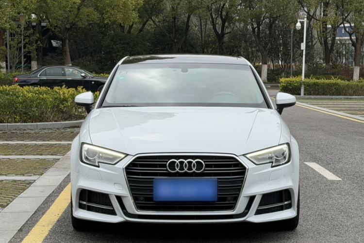 Used Audi A3 2018 30th Anniversary Edition Limousine 35 TFSI Fashion Model
