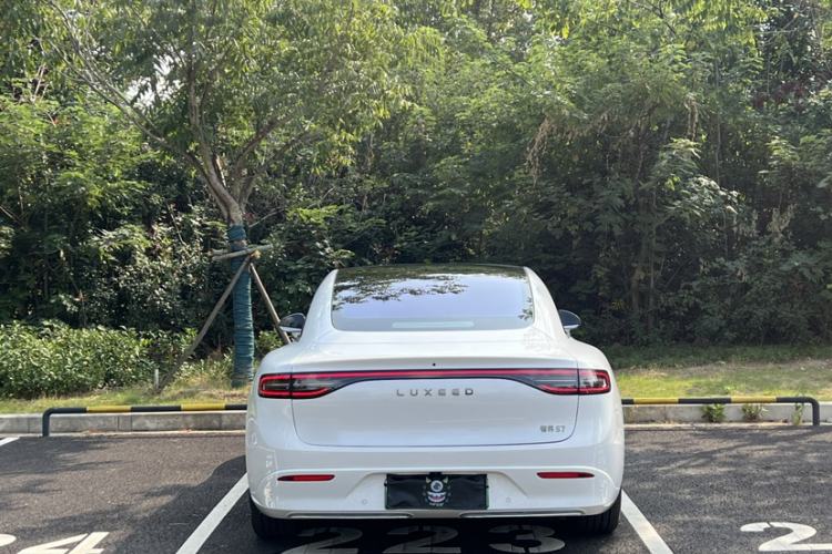 Used Hima Luxeed S7 2025 855 km Max Exterior 2