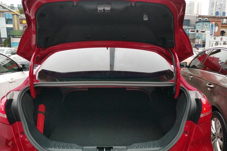 Used Ford Focus 2018 Sedan Classic 1.6L Automatic Trendy SmartDrive Edition