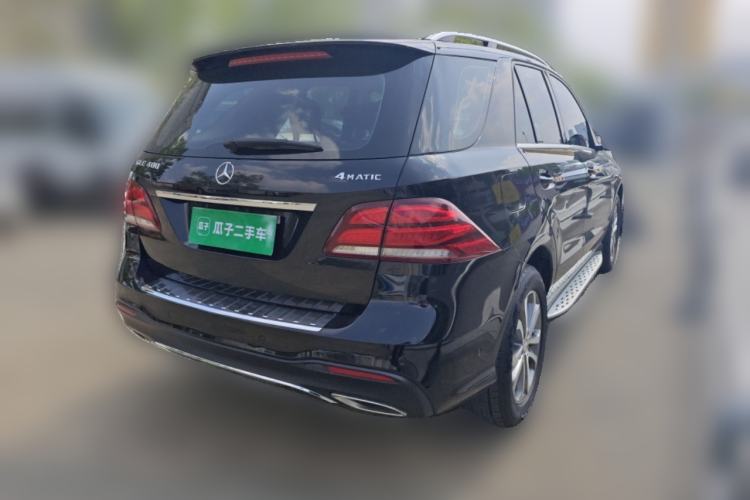 Used Mercedes-Benz GLE 2016 GLE 320 4MATIC Luxury Model Rear Right 45 Deg