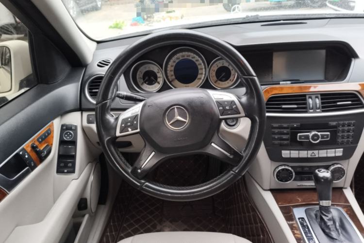 Used Mercedes-Benz C-Class 2011 C 200 CGI Elegant Model
