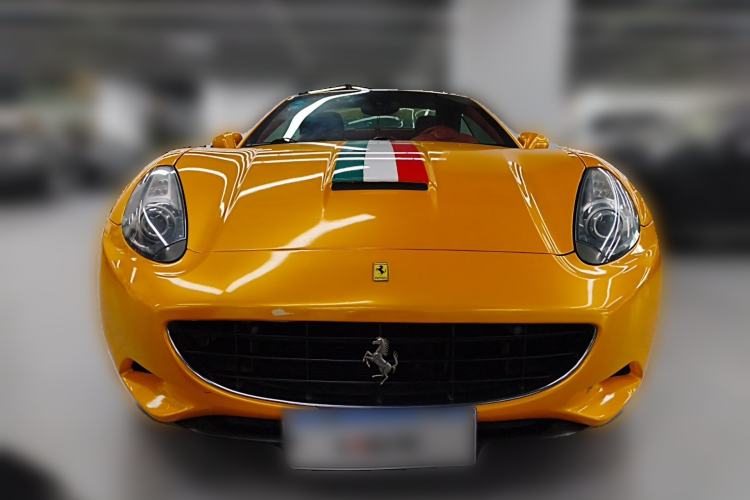 Used Ferrari California T 2009 4.3L Standard Edition Front