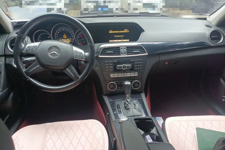 Used Mercedes-Benz C-Class 2010 C 180K Classic model