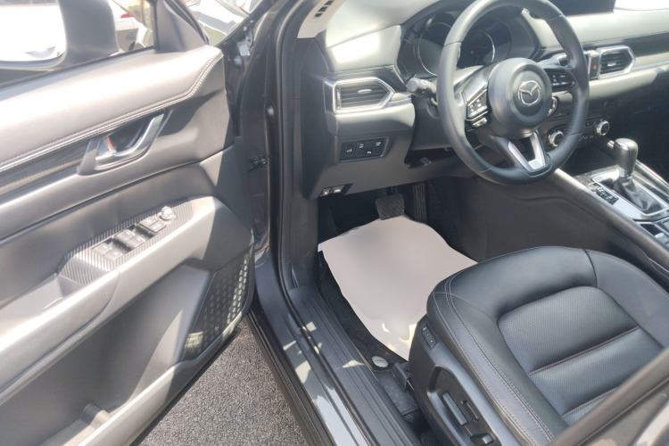 Used Mazda CX-5 2022 2.0L Automatic Two-Wheel Drive Zhiya Version Driver Seat