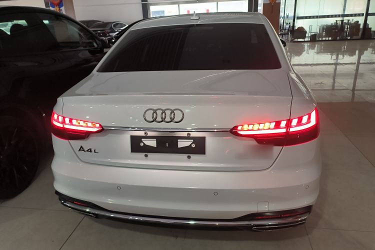 Used Audi A4L 2020 40 TFSI Fashionable and Elegant Model