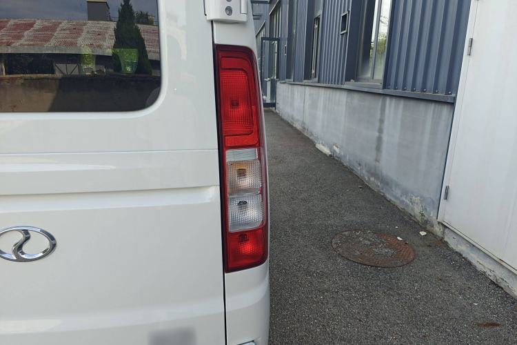 Used Ruichi EC75 2025 Model Passenger Vehicle Smart Driving Ultra-Charging Edition Pioneer II 50.1 kWh