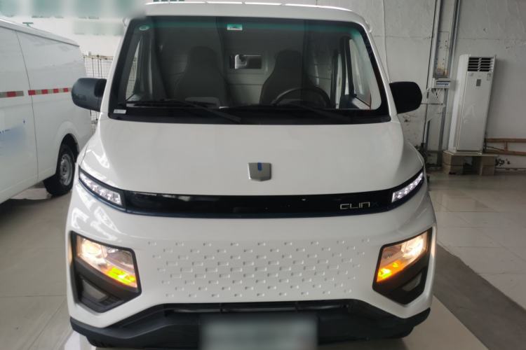 Used Farizon Xingxiang V 2023 V6E Zhonghang Lithium Battery 38.64kWh Value Edition