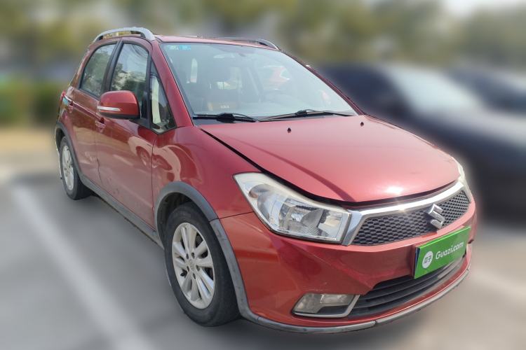 Used Suzuki SX4 2013 1.6L Manual CoolRide Model Front Right 45 Deg