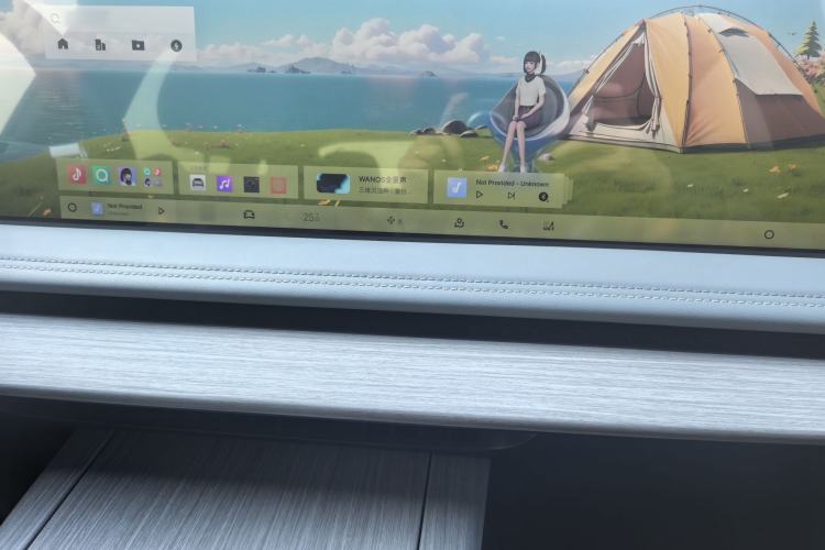 Used Geely Galaxy E8 2024 665 km Range Rear-Drive Starship Long-Range Version
