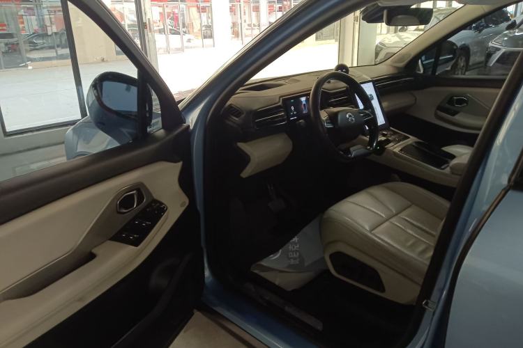 Used Nio ES8 2018 355 km Base Version 7-Seater Edition
