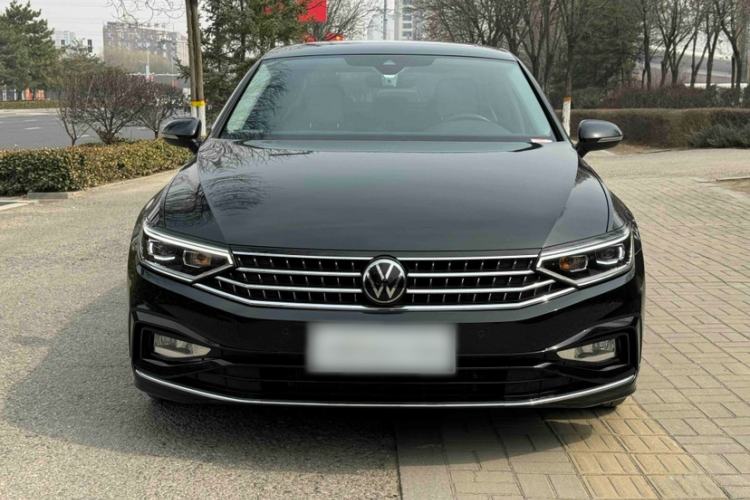 Used Volkswagen Magotan 2023 2 Million Units Commemorative Edition 330TSI DSG Luxury Version
