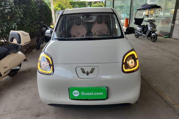 Used Wuling Hongguang MINIEV 2025 Four-Door Version Advanced Edition Front