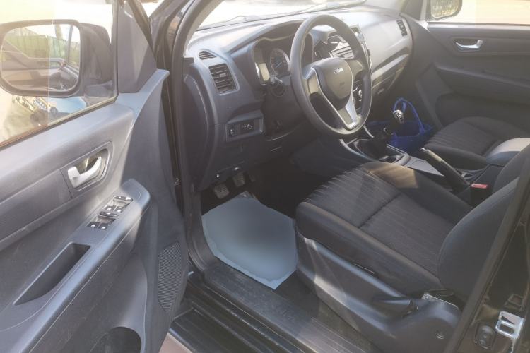 Used Isuzu JLM 2018 2.8T Classic Edition 4x4 Luxury Version JE493ZLQ5F
