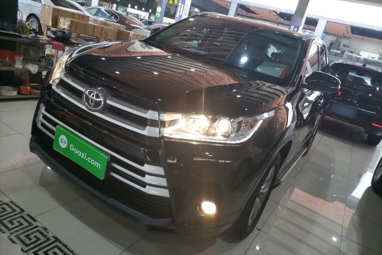 Used Toyota Highlander 2018 2.0T Two-Wheel Drive Elite Edition 7 Seats China VI Standard
