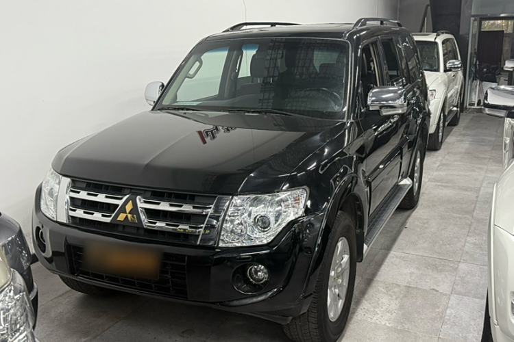Used Mitsubishi Pajero 2014 3.0L Elite Edition