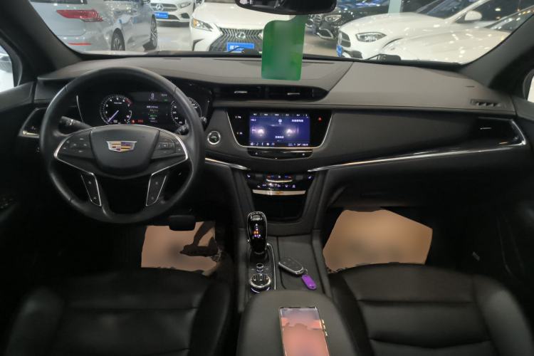 Used Cadillac XT5 2022 2.0T Two-Wheel Drive Luxury Version
