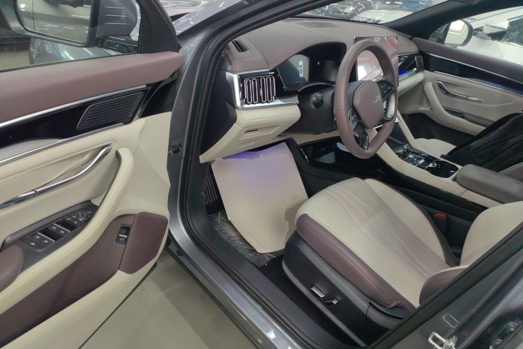 Used BYD Song PLUS New Energy 2025 DM-i 112KM Prestige Model
