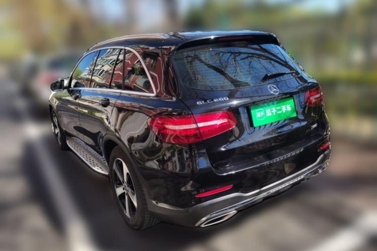 Used Mercedes-Benz GLC 2017 GLC 260 4MATIC Luxury Model Rear Left 45 Deg