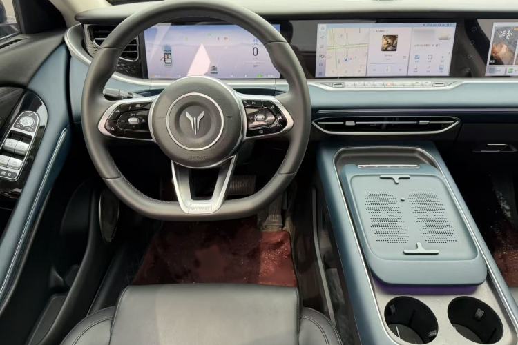 Used VOYAH FREE 2024 Ultra-Long Range Intelligent Driving Version Interior 1