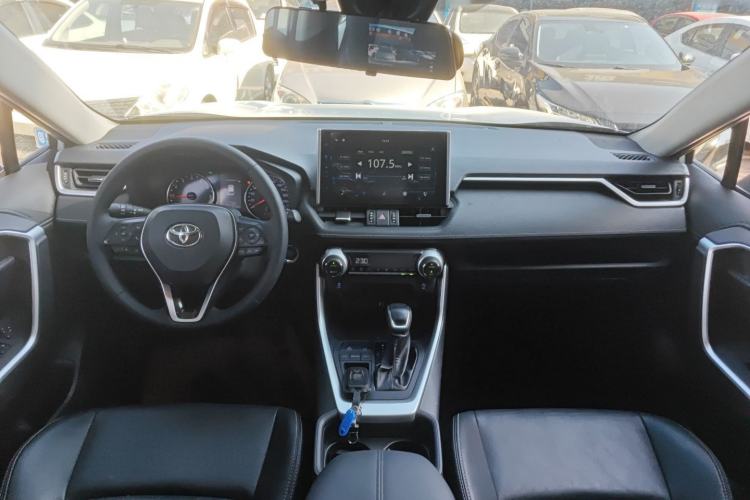 Used Toyota Wildlander 2021 2.0L CVT Two-Wheel Drive Luxury Edition
