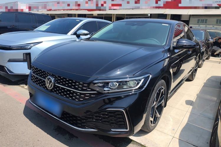 Used Volkswagen Passat 2024 380TSI Starry Dragon Edition