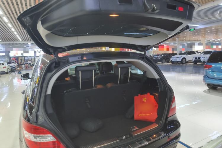 Used Mercedes-Benz R-Class 2014 R 320 4MATIC Business Model
