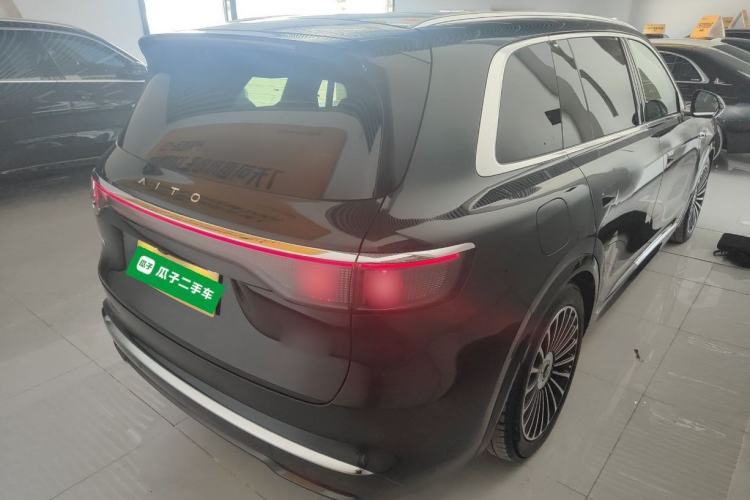 Used Hima AITO M8 2025 Extended-Range Ultra Version 53.4 kWh 6-Seater Edition
