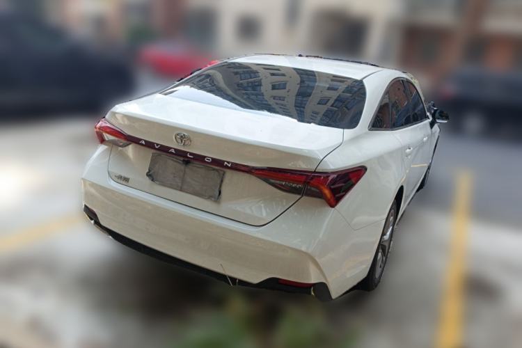 Used Toyota Avalon 2019 2.0L Ambition Edition China VI