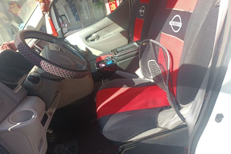 Used Nissan NV200 2016 Revised Version 1.6L Manual Luxury Edition