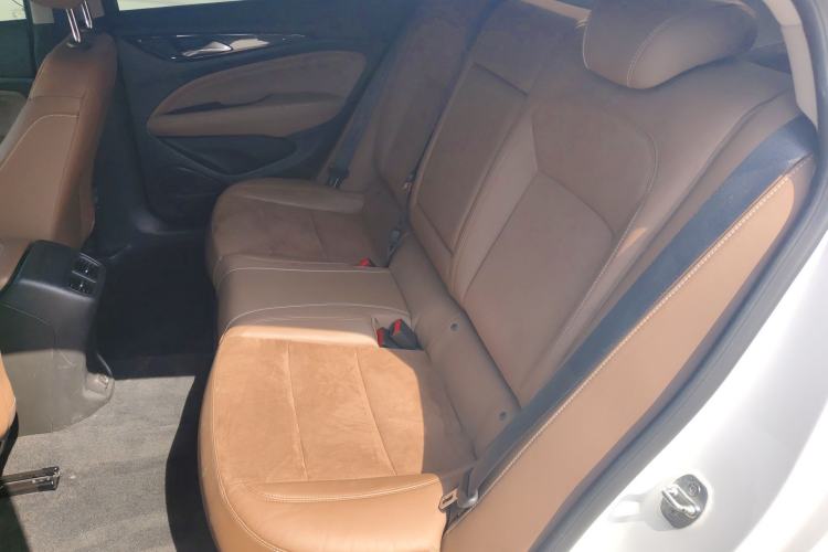 Used Buick Regal 2019 20T Elite Version China VI Standard Left Rear Seat