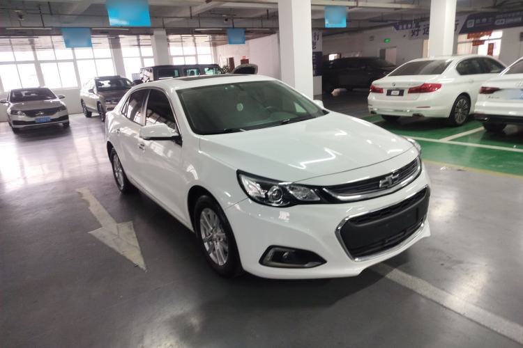 Used Chevrolet Malibu 2018 530T Automatic Fashion Edition Front Right 45 Deg