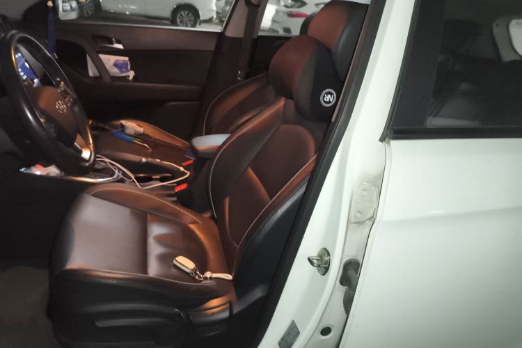 Used Hyundai ix25 2015 1.6L Automatic Two-Wheel Drive Smart GLS Trim Left Front Seat