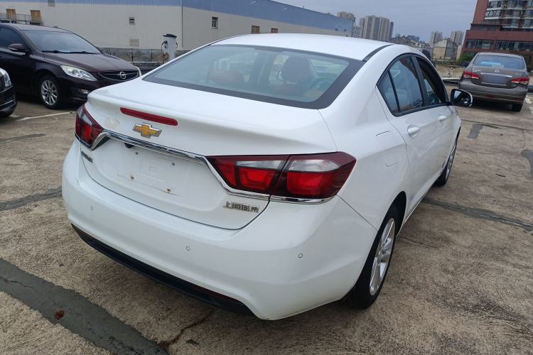 Used Chevrolet Cruze 2015 1.5L Automatic Luxury Edition Rear Right 45 Deg