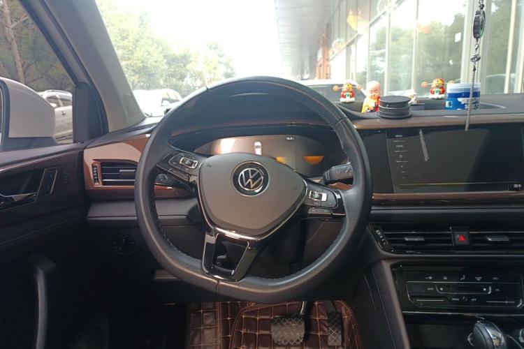 Used Volkswagen Tharu 2022 280TSI Two-Wheel Drive Comfort Edition