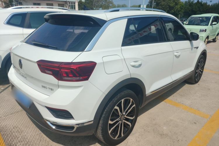 Used Volkswagen T-ROC 2022 280TSI DSG Two-Wheel Drive Comfort PLUS Rear Right 45 Deg