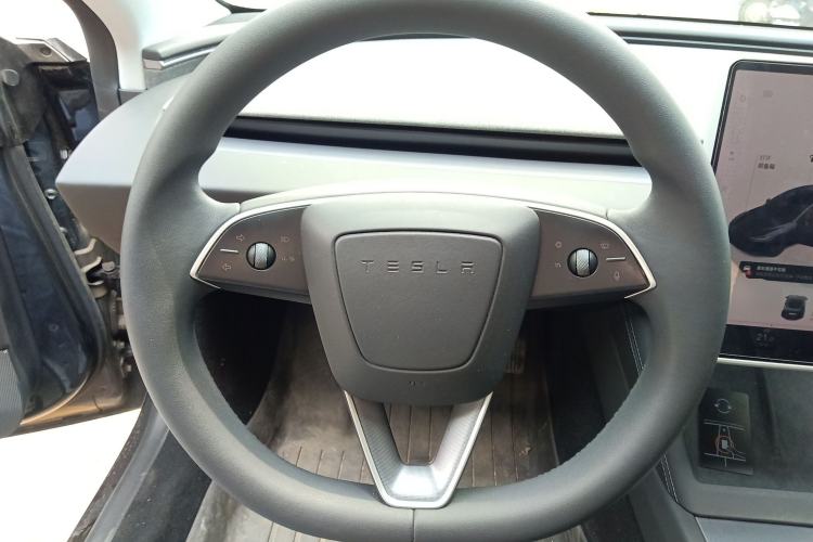 Used Tesla Model 3 2025 Rear-Wheel-Drive Version
