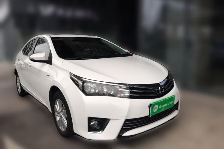 Used Toyota Corolla 2014 1.6L CVT GL-i Front Right 45 Deg