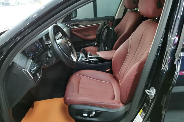 Used BMW 5 Series New Energy 2022 Updated Version 535Le Luxury Package Left Front Seat