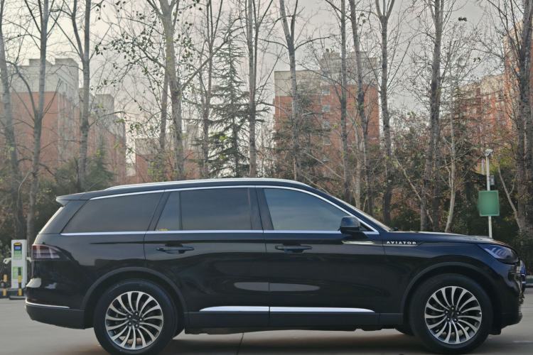 Used Lincoln Aviator 2020 3.0T V6 All-Wheel-Drive Luxury Edition
