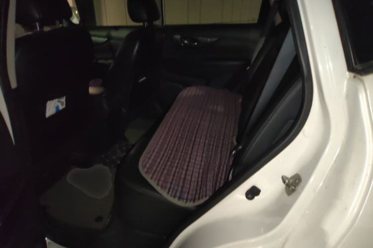 Used Nissan X-Trail 2014 2.5L CVT Luxury Edition 4WD
