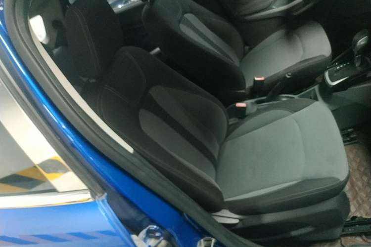 Used Ford EcoSport 2013 1.5L Automatic Fashion Model
