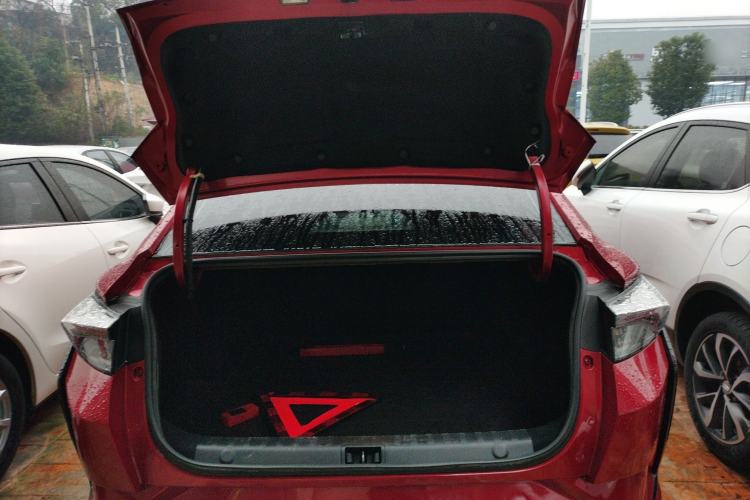 Used Dongfeng Aeolus Yixuan 2021 230T Automatic Zuiying Knight Edition
