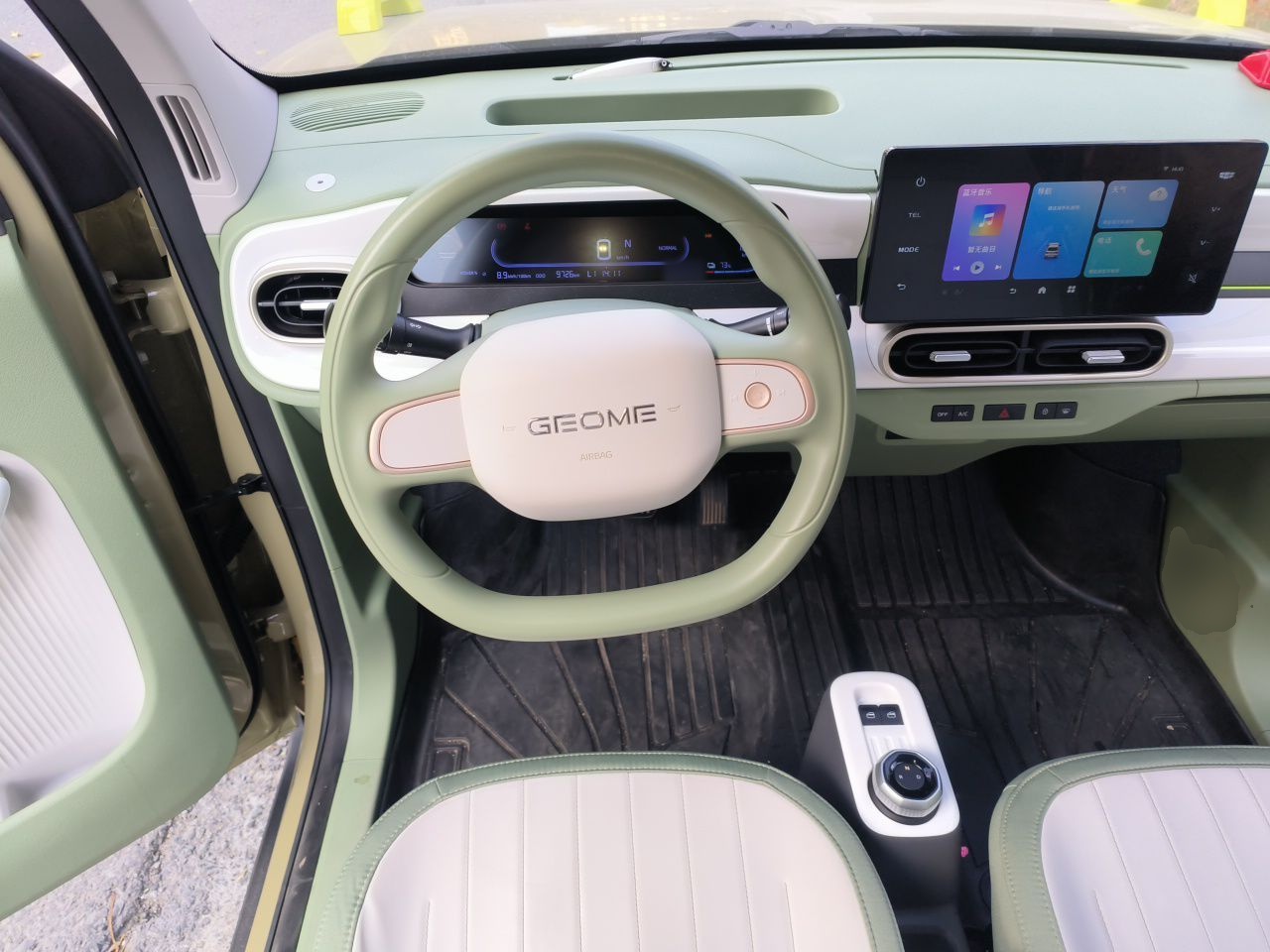 Geely Galaxy Panda 2025 210km Panda Rider — снимка 10