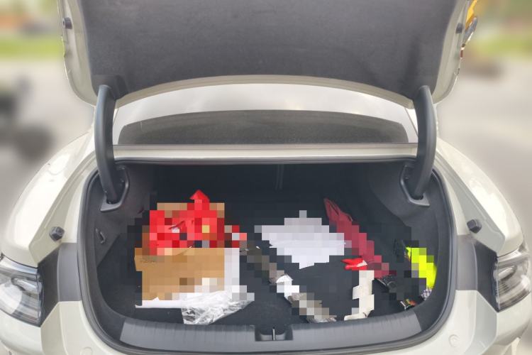 Used Xiaomi Auto SU7 2024 Rear-Drive Ultra-Long Range Advanced Pro-Level Intelligent Driving Version Trunk