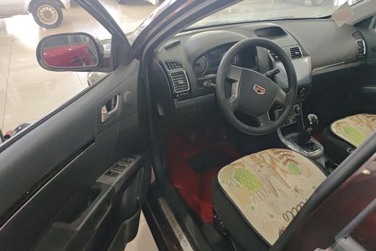 Used Geely Auto Classic Emgrand 2013 Hatchback 1.5L Manual Entry-Level Model
