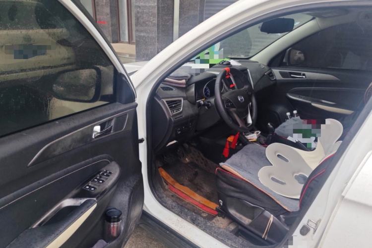 Used Changan CS35 2017 1.6L Manual Luxury Model
