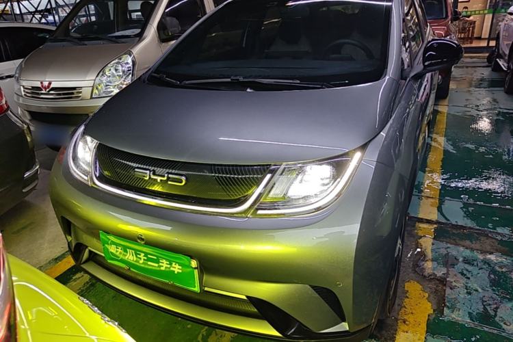 Used BYD Dolphin 2023 420 km Fashion Edition